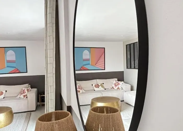 L'epicure, Elegante Maison Familiale Гостевой дом Ле-Сабль-д’Олон