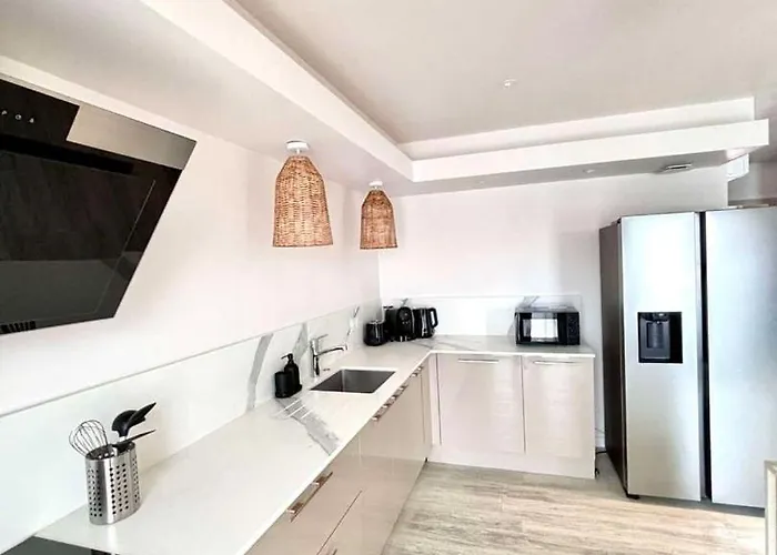 Гостевой дом L'epicure, Elegante Maison Familiale