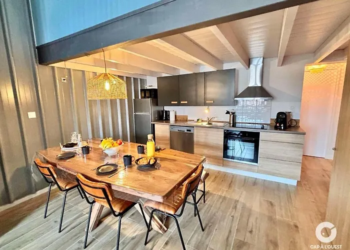 Гостевой дом L'epicure, Elegante Maison Familiale Ле-Сабль-д’Олон