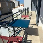 بيت ضيافة L'epicure, Elegante Maison Familiale لي سابلِ دولونْ
